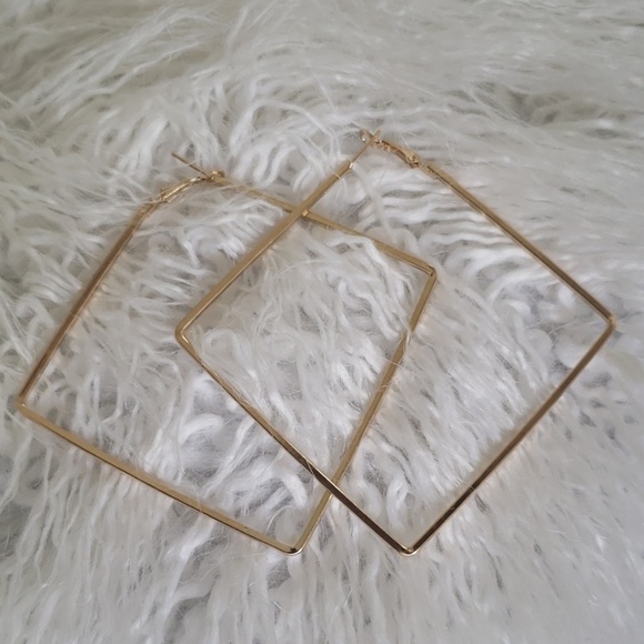 Square gold hoops Uncommon James style square - Picture 2 of 7